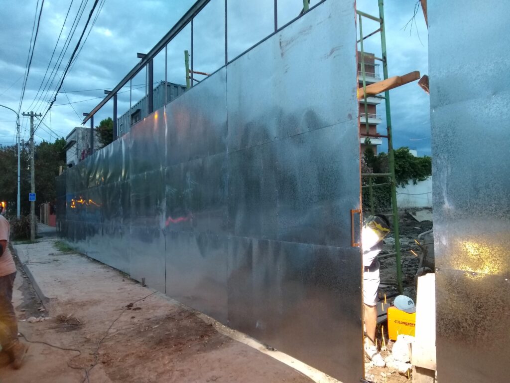 Cercos de obra personalizados